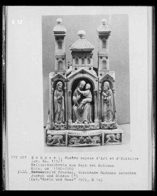 Reliquienschrein aus Sayn bei Koblenz — Rückseite mit thronender Madonna zwischen Joseph und Simeon