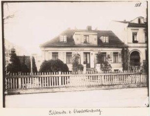 Landhaus Schloßstraße 6, Berlin-Charlottenburg: Ansicht (aus: Julius Kohte, Alt-Berlin, Bauwerke in Berlin und Charlottenburg, aufgenommen 1907-1914)