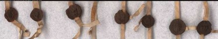 Johann von Kuckelsheim (Kukelshem) macht bekannt, daß ihm Abt und Konvent von Werden den [im bergischen Amt Angernund gelegenen Sattel-] Hof Hetterscheid auf 2 Leiber verkauft haben. Er verpflichtet sich, die Güter des Hofs keinesfalls zu zersplittern noch zu entfremden. - Es siegeln der Aussteller, Burchard von Kuckelsheim, Bernd von Lutterbeke, Hinrik van Schure, Evert van Scheven, Johann van Schadelich, Hinrik und Johann Lüttelnau (Luttelnawe). - Datum ... ipso die conversionis s. Pauli.