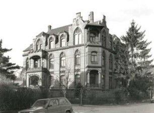 Dresden-Blasewitz, Wägnerstraße 16. Wohnhaus (um 1900). Eckansicht mit Fassade Thielaustraße