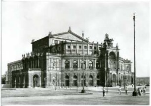 Dresden. Semperoper