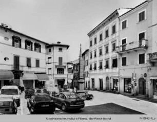 Piazza Gamurrini, Monte San Savino