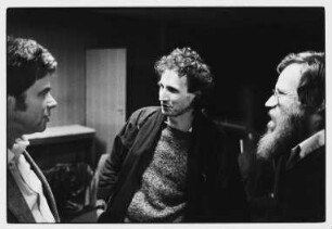 Die Fotografen Christian Borchert, Ulrich Wüst und Detlev Steinberg in einem Jugendclub in Berlin-Lichtenberg