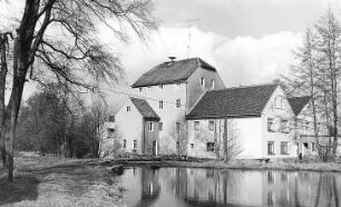 Ralbitz-Rosenthal-Cunnewitz. Ehem. Wassermühle, Ansicht über den Teich