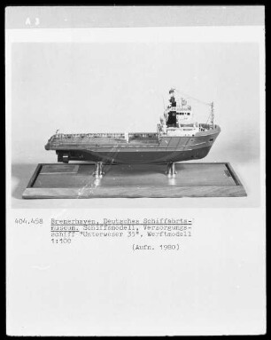 Versorgungsschiff "Unterweser 35", Werftmodell