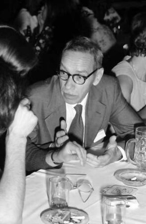 25. Jubiläumstagung 1975 Medizin; Lindau Studentenabend: Alfred D. Hershey diskutierend