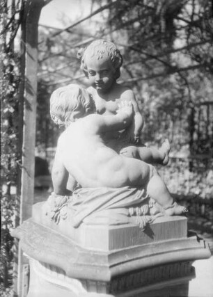 Zwei Putten