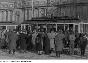 Straßenbahnhaltestelle am Hauptbahnhof