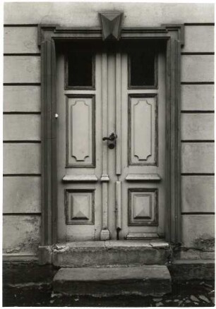 Haldensleben. Lange Straße 78, Wohnhaus, Haustür