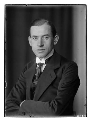 Porträt des Fotografen Hermann Richter (Ehemann der Fotografin)