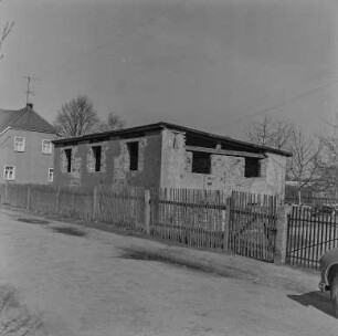 Purschwitz. Bau eines Gebäudes