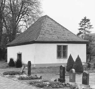 Friedhofskapelle (Massivbau); Altenstadt, Altenstädter Straße 46