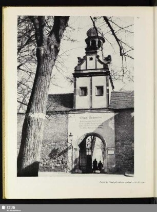Portal des Stadtgottesackers. Erbaut 1590 bis 1592