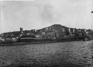 Vigo, Stadtansicht mit Hafen