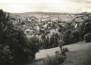Lauenstein, Blick von Nordosten über das Müglitztal auf Stadt und Schloss