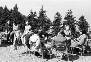 Kandel: Schwarzwaldausflug, Gruppen am Kandel Hotel