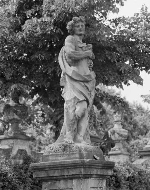 Seerosenteich — Statue