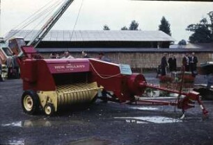 Strohballenpresse Pick-up mit Auswerfer