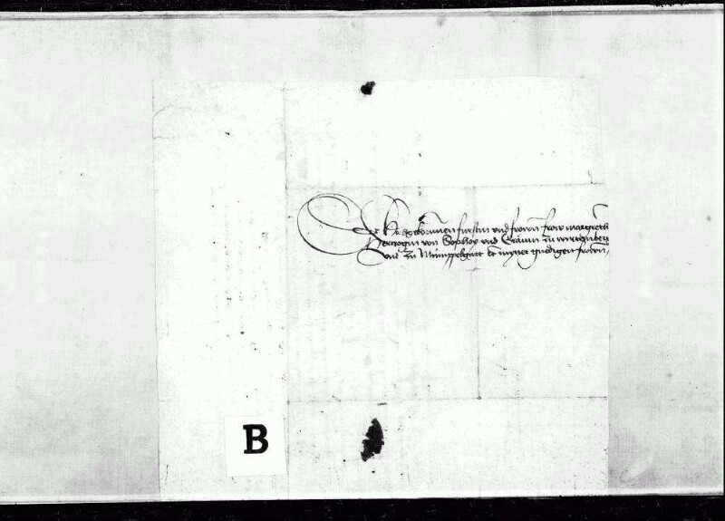 Briefwechsel der Gräfin. Darunter: Graf Ludwig 1449; Erzherzogin Mechthild 1468-79; Gräfin Barbara 1478; mit Baden 1461, 1472; Burgund 1454, 1462; Frankreich 1461; Herzog von Mailand 1473; Pfalz-Bayern 1455-78; Fürstin Jolante von Piemont 1475, 1460; Haus Savoyen 1453-74; Kloster Binsdorf 1470, 1471; Peter von Hagenbach, undat.; Schultheiß von Luzern Heinrich von Humwil 1469-72; Francois Malet 1456-65; Amtmann zu Möckmühl 1456-62; Schultheiß zu Backnang 1468-78; Dr. Heinrich Steinhöwel 1474; Graf Johann von Werdenberg 1467; Propst Ulrich Wirtemberger zu Stuttgart 1473; Komthur zu Ysenheim 1456, 1458.
