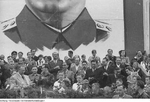 Dresden. Pionierorganisation "Ernst Thälmann". I. Pioniertreffen, Appell, 18.-25. August 1952