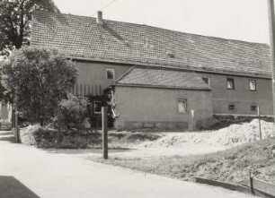 Brabschütz-Merbitz, Merbitzer Ring 6. Bauernhof (19. Jh.), Seitengebäude