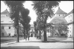 Augustusburg. Schlosshof