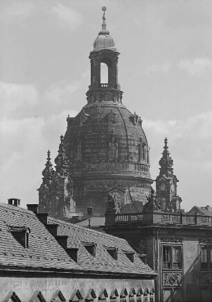 Frauenkirche : Dresden, Kuppel der Frauenkirche vom Schloss aus gesehen