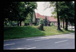 Dahlem Dorfaue 31.5.83.