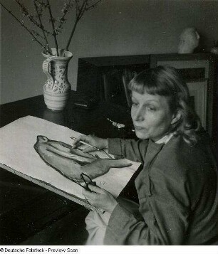 Portraitserie Eva Schwimmer