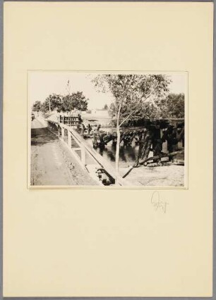 Zerstörte Holzbrücke über die Warthe