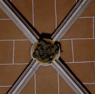 Schlußstein mit Laubwerk