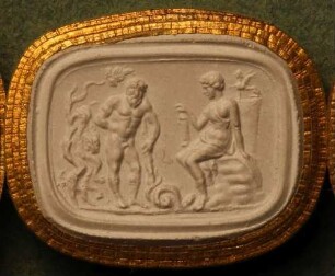 Herkules legt Omphale die getötete Schlange zu Füßen (Daktyliothek, Erstes Mythologisches Tausend)