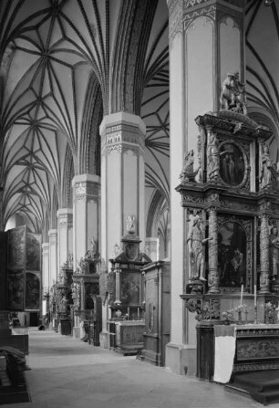 Katholische Kirche Mariä Himmelfahrt und Sankt Andreas, Frauenburg, Polen