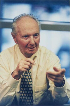 Robert Merle