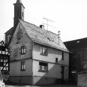 Waldbrunn, Kirchstraße 2
