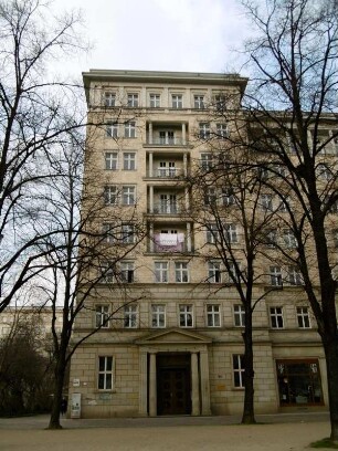 Berlin: Wohnhaus Karl-Marx-Allee 105