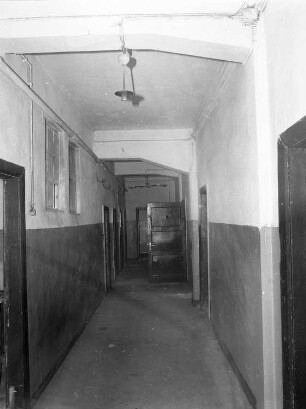 Dresden-Übigau, Klingerstraße. Pionierkaserne Übigau (1913). Kommandantenhaus (Washingtonstraße/Ecke Werftstraße). Flur