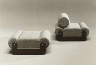 Hocker : Sitzgruppe (1976; Polstermöbelkombinat Oelsa-Rabenau (PMK)). Zwei Hocker