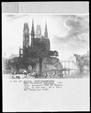 Gotischer Dom am Wasser