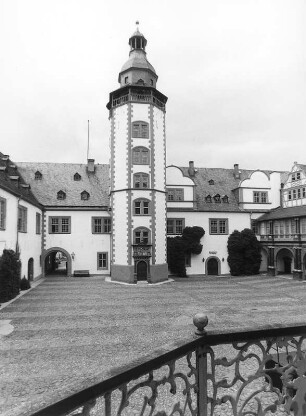 Schloß und Gärten; Weilburg, Schloßplatz 3, Frankfurter Straße (B 456) , Gebück , Marktstraße , Schloßberg , Schloßgarten , Turmgasse , Vorstadt