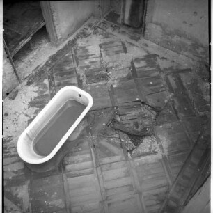 Negativ: Ruine, Winterfeldtstraße 3, 1951