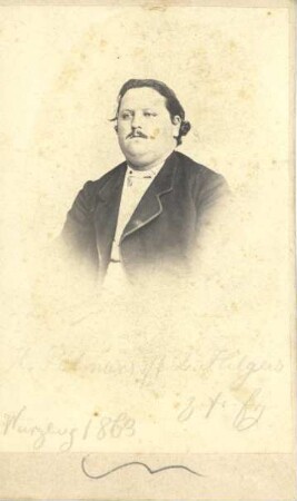 Fotografie eines beleibten Herren