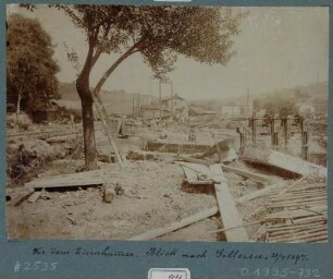 Blick vom Eisenhammer (König-Friedrich-August-Hütte) in Potschappel (Freital) während des Hochwassers am 31. Juli 1897 nach Gittersee (Dresden)
