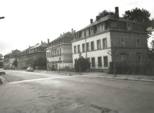 Dresden-Mickten, Overbeckstraße 16-8. Wohnhäuser (um 1900). Straßenansicht von Osten