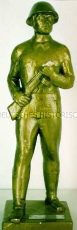 Wanderpreis in Form einer Skulptur eines NVA-Soldaten