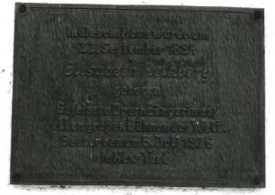 Schwarzenberg. Kugel- und Drahthammer, Obergasse 17 (1776). Erinnerungstafel für die Opernsängerin Elisabeth Rethberg (1894-1976)