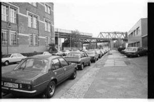 Kleinbildnegativ: Trebbiner Straße, Landwehrkanal, 1980