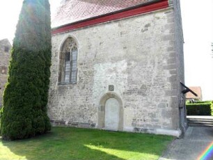 Riedenheim - Traufseite Nord mit vermauertem Portal
