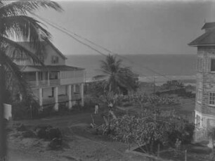 Reederei und Wohnhaus : Blick auf das Wohnhaus der Angestellten der Firma Jantzen und ihrer Reederei.