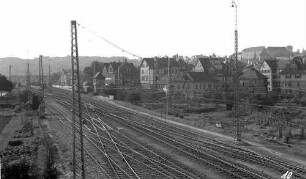 Tübingen Hbf. Gleisvorfeld Ost doppelte Kreuzungsweiche Stw1 Quertragwerk Oberleitung
